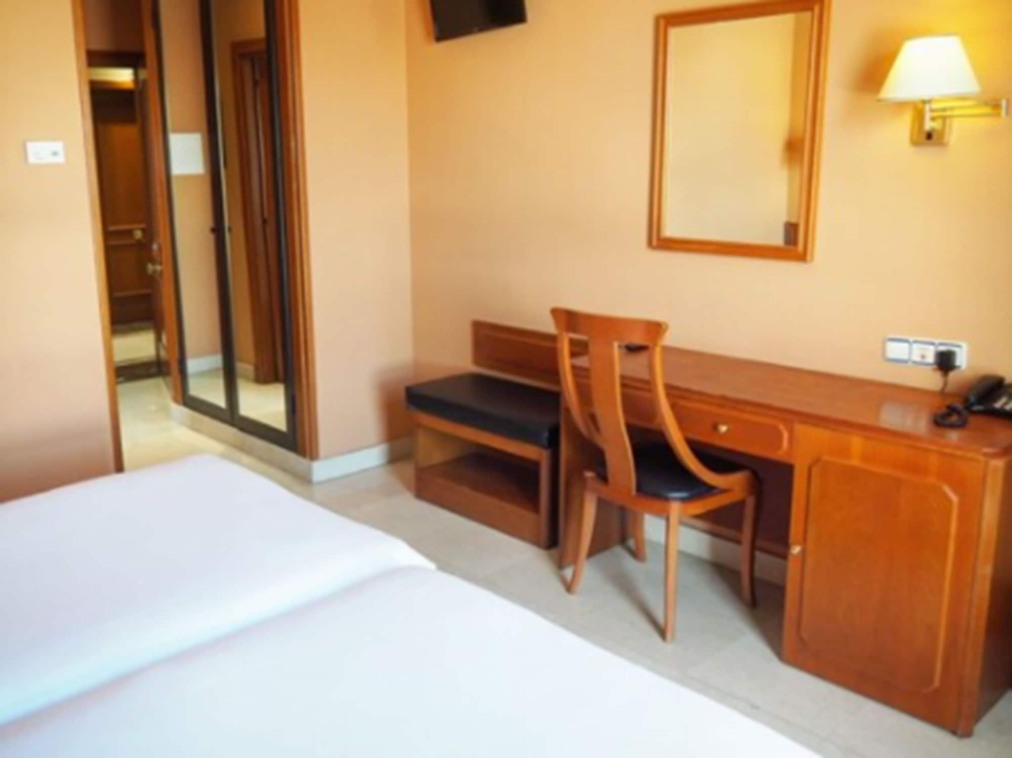 Hotel Humanes Humanes de Madrid Eksteriør billede