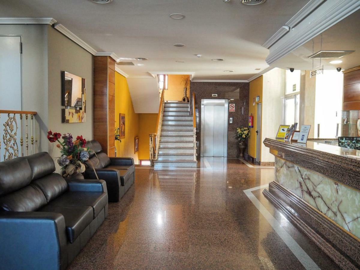 Hotel Humanes Humanes de Madrid Eksteriør billede
