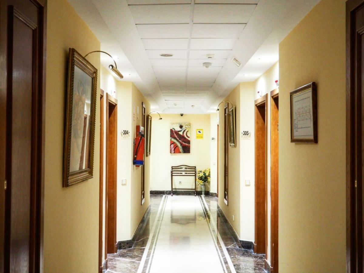 Hotel Humanes Humanes de Madrid Eksteriør billede